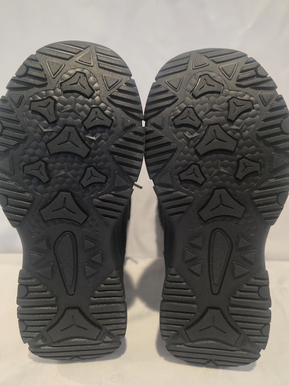 Black Athletic Shoes - Unbranded - Picture 3 of 6